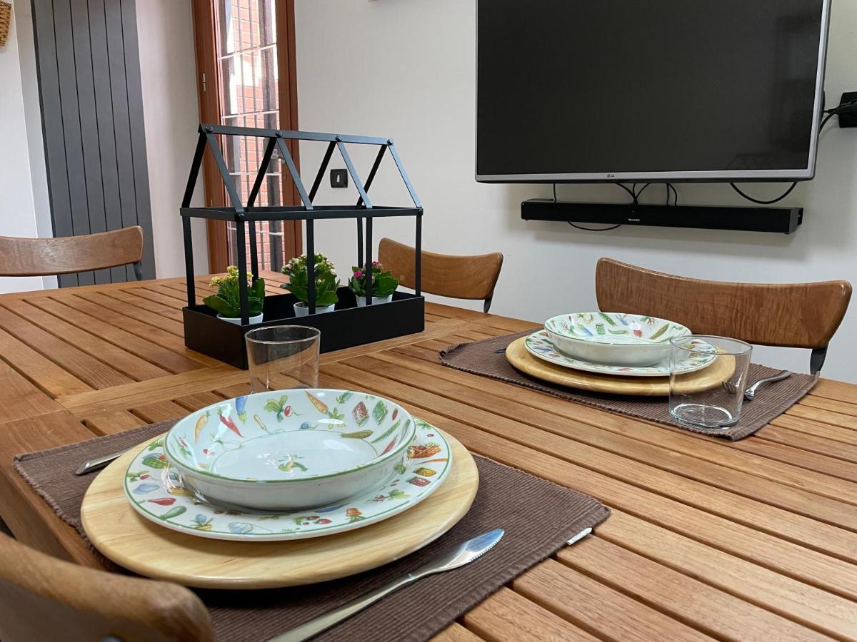 In&Out Apartment - Mostacciano, Eur 로마 외부 사진