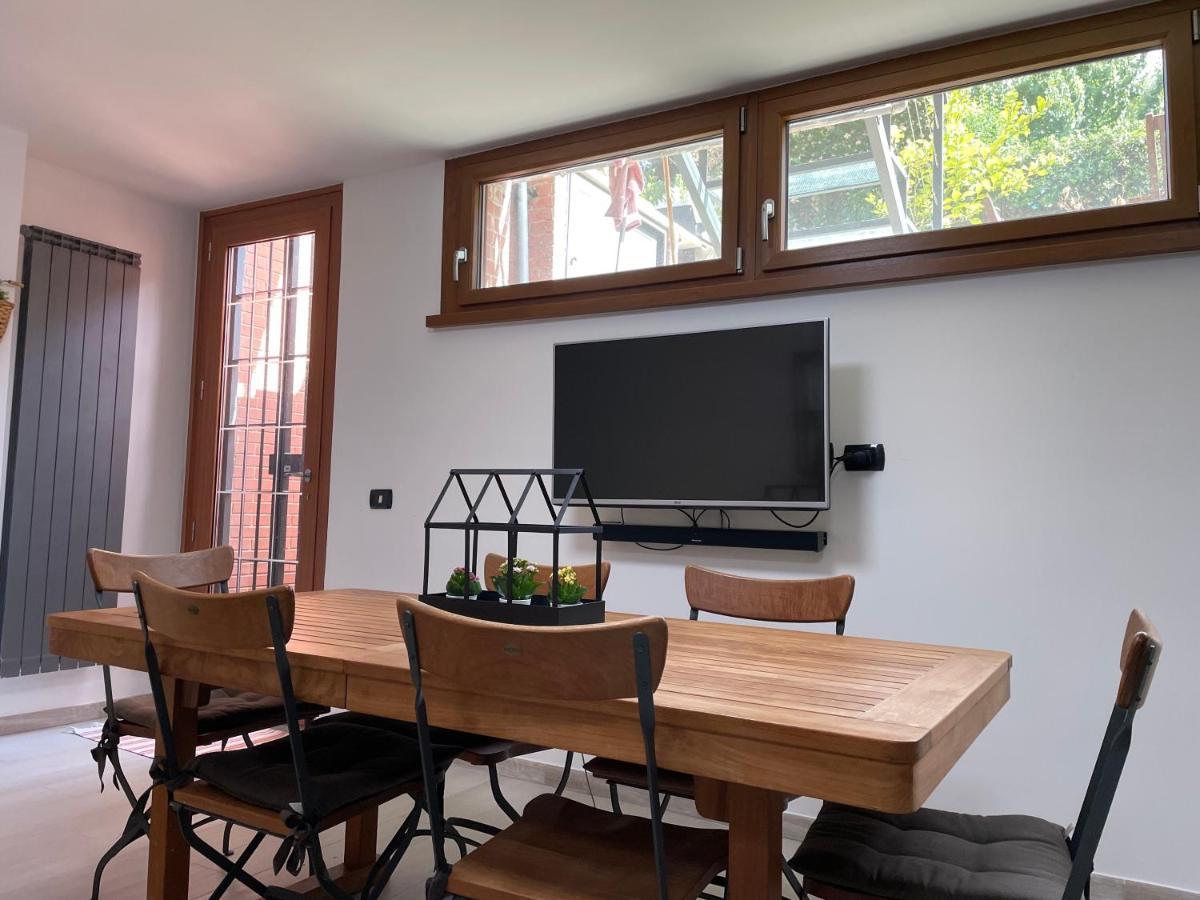 In&Out Apartment - Mostacciano, Eur 로마 외부 사진